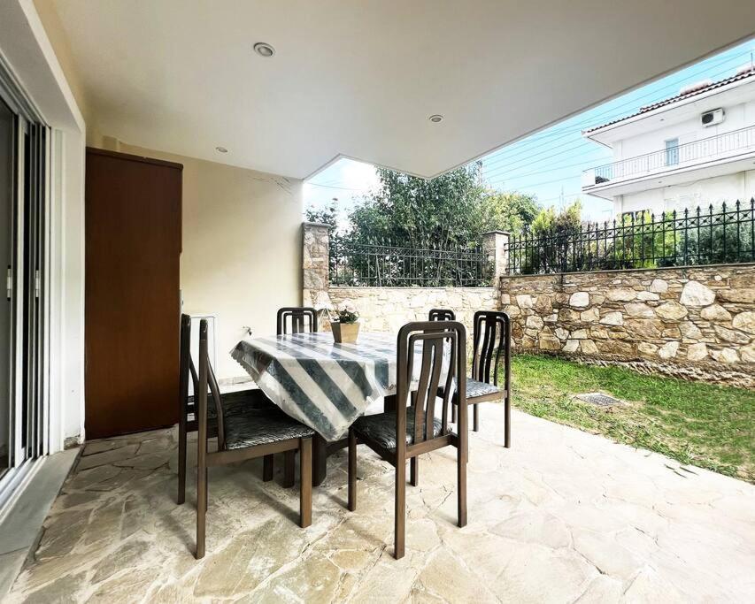 Eva'S Villas 2室温馨庭院拥有私家停车位 Glyka Nera ภายนอก รูปภาพ