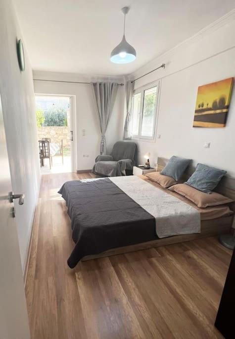 Eva'S Villas 2室温馨庭院拥有私家停车位 Glyka Nera ภายนอก รูปภาพ